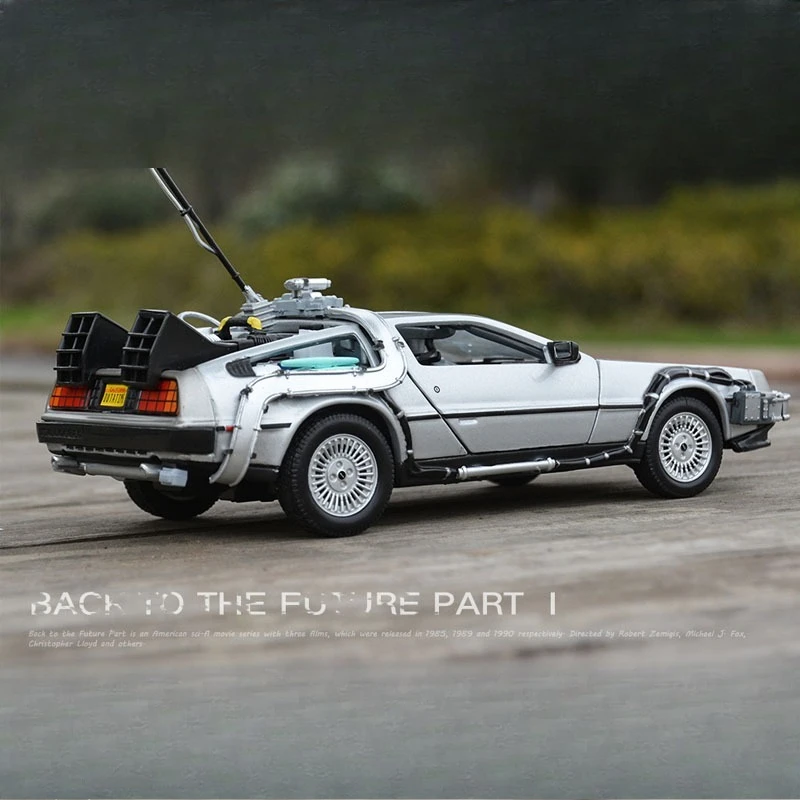 WELLY 1:24 DMC-12 Back To The Future Model 4 WELLY 1:24 DMC-12 Back To The Future Model - Image 4