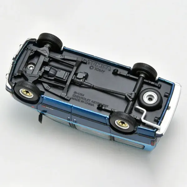 1:64 Scale LV-N325a LV-N325b Alloy Car Model - Image 6