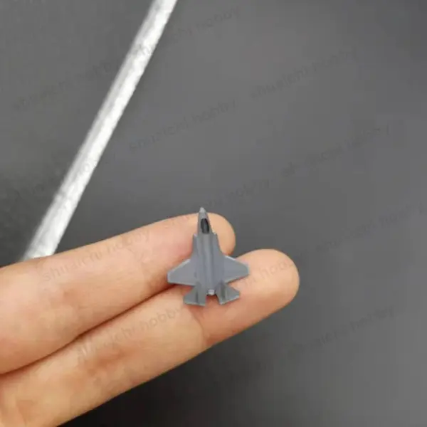 1/700 Scale E-3 Sentry Model Aircraft Set - Image 6