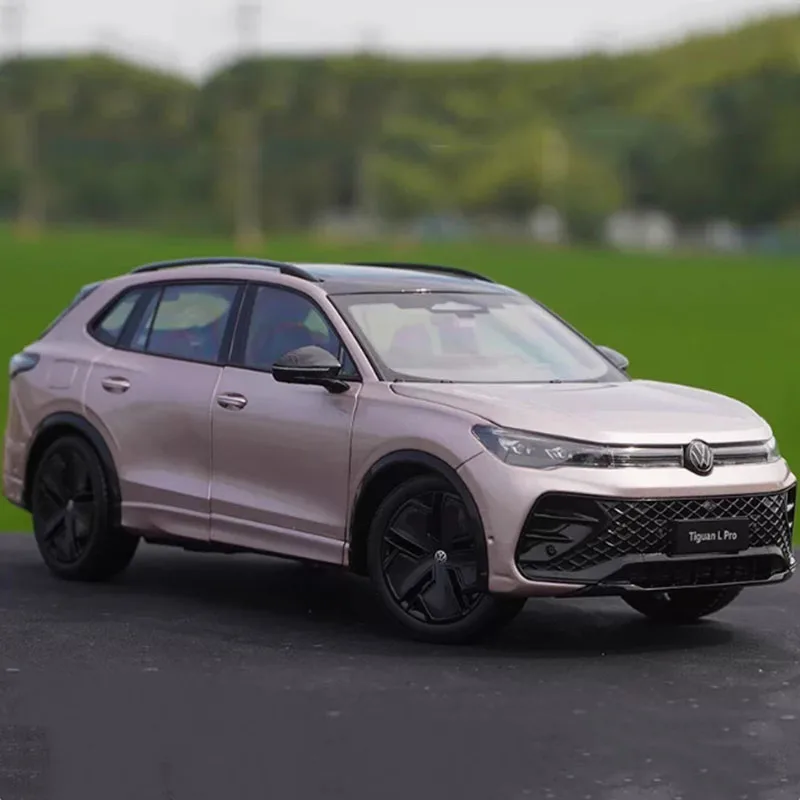 VW Tiguan L PRO 2024 Diecast Model Car 3 VW Tiguan L PRO 2024 Diecast Model Car - Image 3