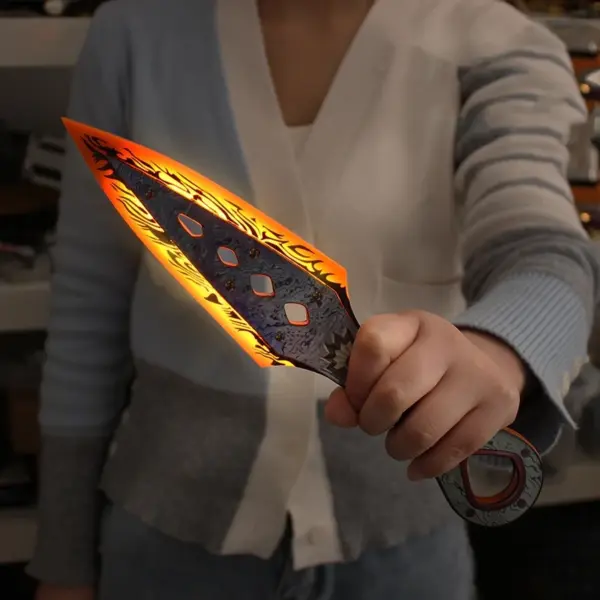 Apex Legends 30cm Wraith Heirloom Kunai Model - Image 6