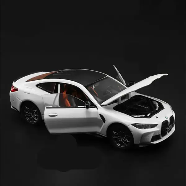 1:23 BMW M4 G82 Diecast Sports Car Model - Image 3