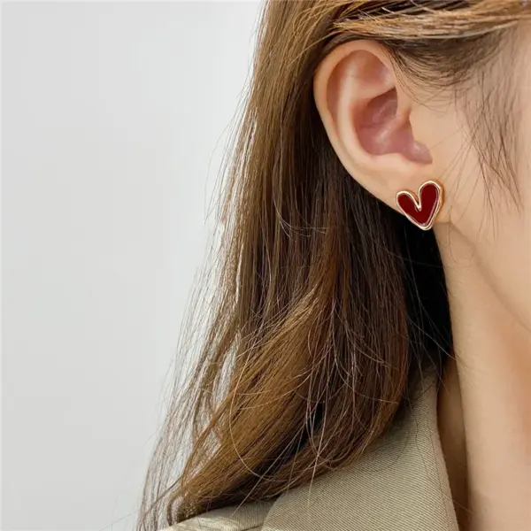 Red Heart Acrylic Stud Earrings - Image 4