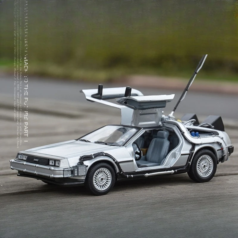 WELLY 1:24 DMC-12 Back To The Future Model 3 WELLY 1:24 DMC-12 Back To The Future Model - Image 3