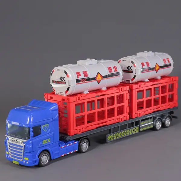 1:50 Scale Plastic Oil Tank Transport Model - Image 2
