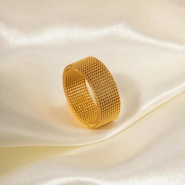 Minimalist 8mm Stainless Steel Mesh Ring - Image 2