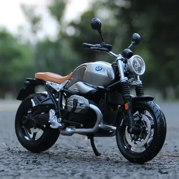 Maisto 1:12 BMW R Nine T Scrambler Model - Image 5