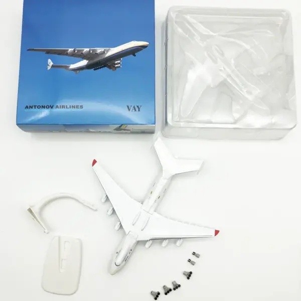 Antonov AN225 Diecast Metal Model Plane 1:200 - Image 3