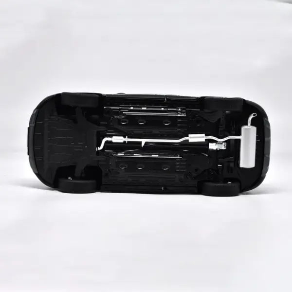 1:18 Scale Alloy Kadjar Off-road Model Vehicle - Image 5