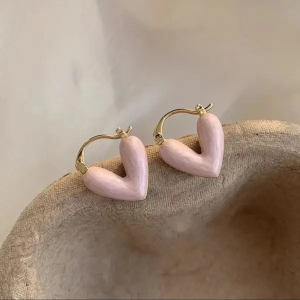 Heart Shaped Vintage Hoop Earrings - Image 17