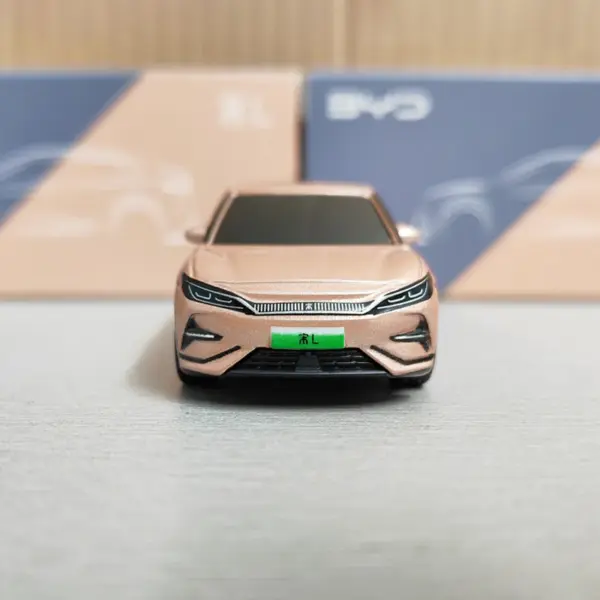 1:64 BYD Song L/Yuan PLUS UP Alloy Diecast Model - Image 5