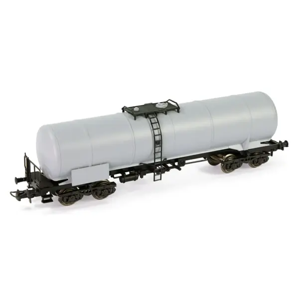 HO Scale Oil Tank Wagon Model Train Car - Image 9