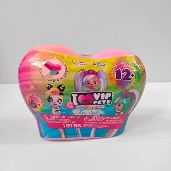 VIP Pets Mini Vinyl Doll Collectible Fan - Image 31