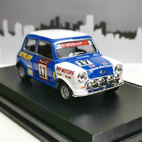 1:43 Mini Cooper Diecast Metal Model Car - Image 3