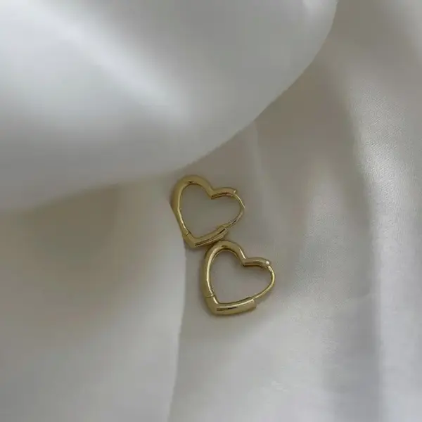 Heart Shaped Vintage Hoop Earrings - Image 8