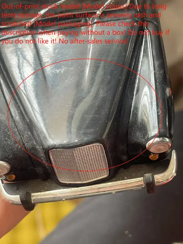 Defective 1:24 London Austin FX4 Taxi Model - Image 8