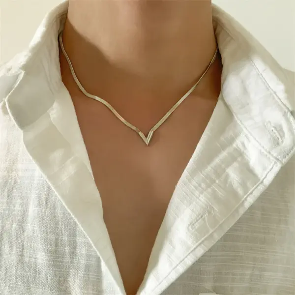 Korean Fashion V Chain Choker Necklace - Image 8
