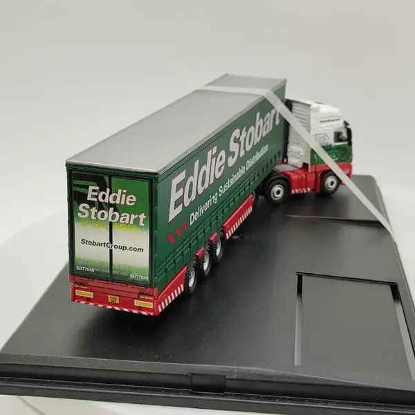 1:76 Scale Diecast Alloy Volvo Container Truck - Image 5