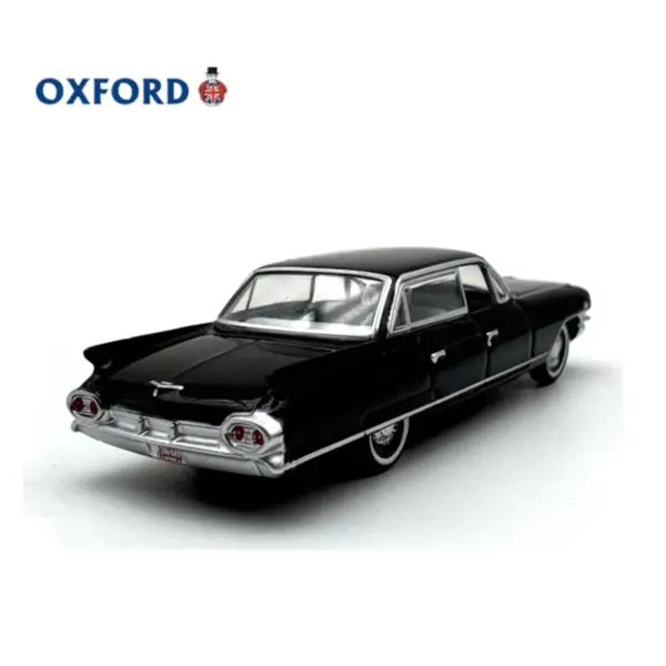 1:87 Scale 1961 Alloy Retro Sedan Model - Image 2