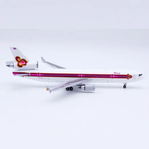 XX2945 Thai Airways MD-11 Diecast Model Jet - Image 6