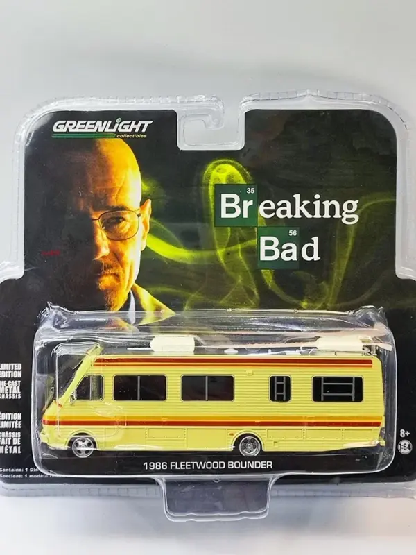 1986 Fleetwood Bounder RV Diecast Model 1:64 - Image 3