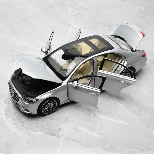 Benz S600 W233 1:18 Alloy Car Model - Image 6