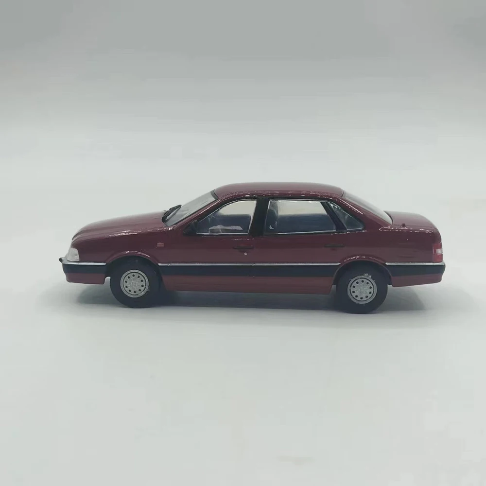 Volga GAZ 3105 1992 Alloy Model with Flaws 4 Volga GAZ 3105 1992 Alloy Model with Flaws - Image 4