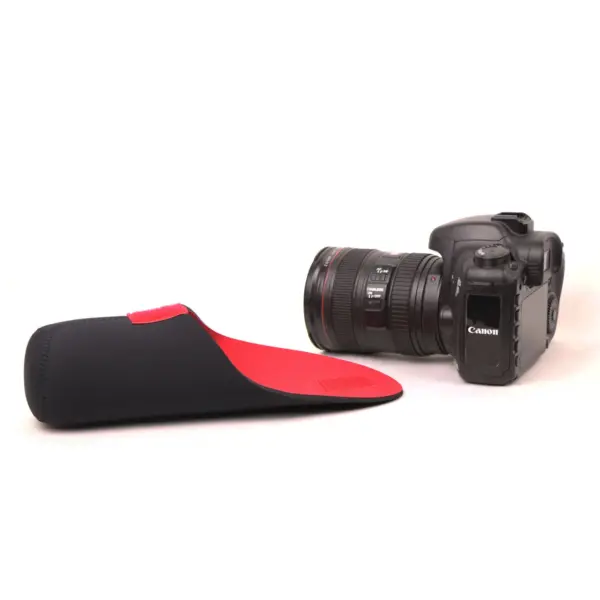 Waterproof Neoprene Lens Case for DSLR Lenses - Image 3