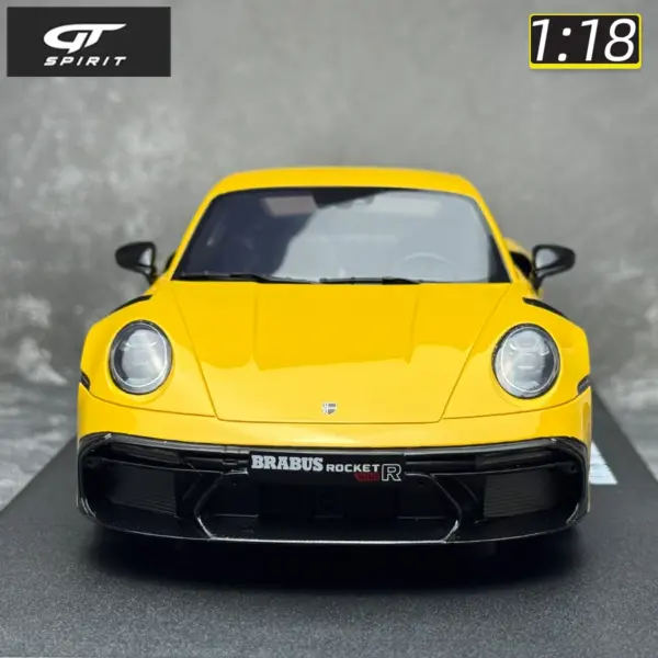 GT Spirit Porsche 911 900 R Resin Model 1:18 - Image 2