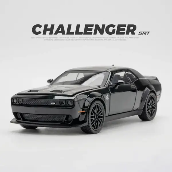 Dodge Challenger Hellcat Redeye Alloy Model 1:32 - Image 6