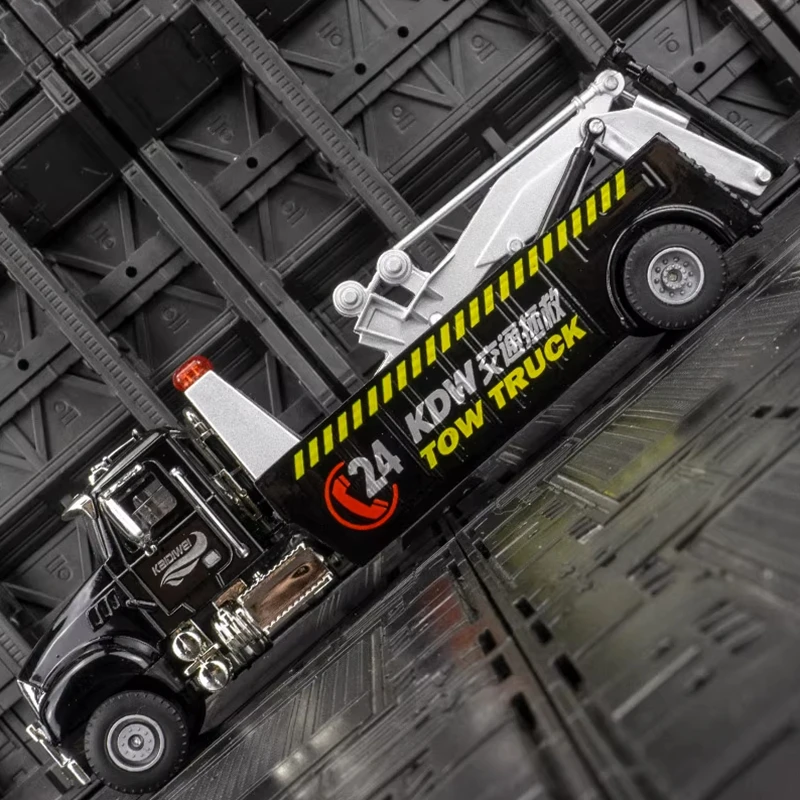 Alloy Traffic Rescue Truck Model for Kids 4 Alloy Traffic Rescue Truck Model for Kids - Image 4