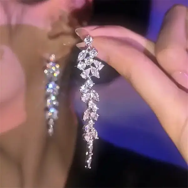 Sliver Maple Leaf Tassel Drop Earrings