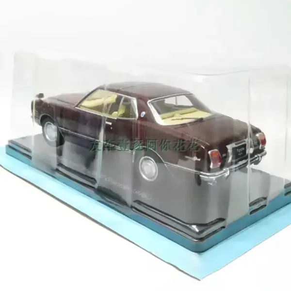 1:24 Scale Diecast Mark II HT 2600 Grande Model - Image 3