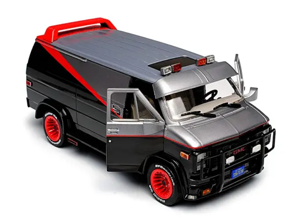 1/24 Scale 1983 Vandura Diecast Car Model - Image 2