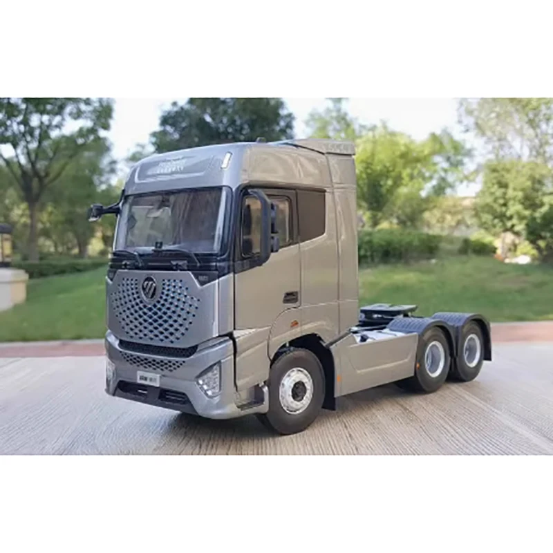 Diecast Alloy 1:24 AUMAN EST-LNG Truck Model 5 Diecast Alloy 1:24 AUMAN EST-LNG Truck Model - Image 5