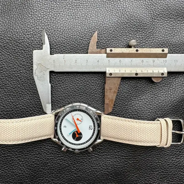 Square Men's Quartz Watch with Calendar Feature - Image 6