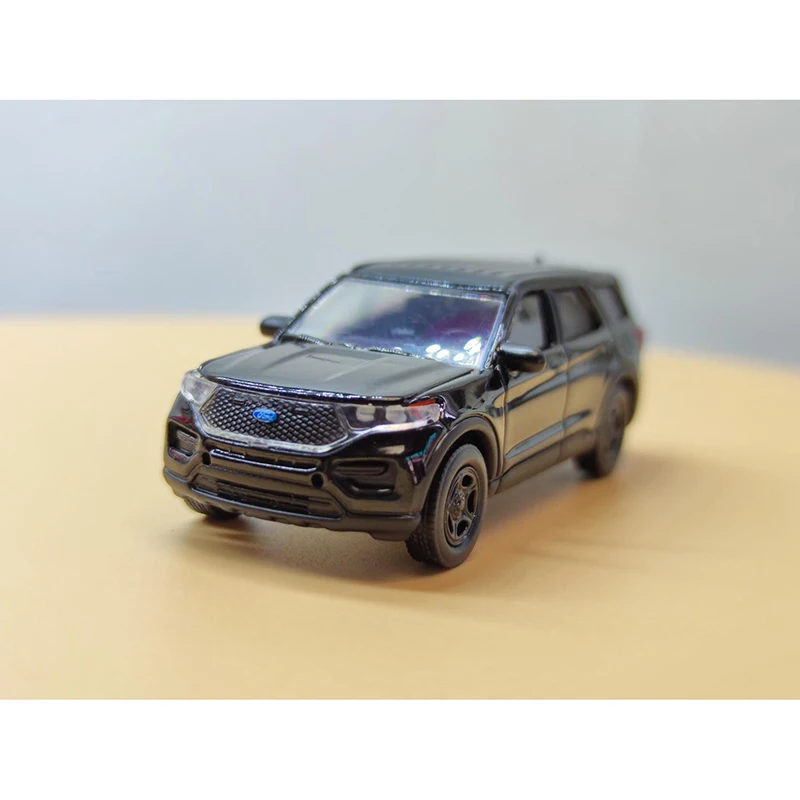 1/64 Scale Diecast 2020 Ford Explorer Model 7 1/64 Scale Diecast 2020 Ford Explorer Model - Image 7