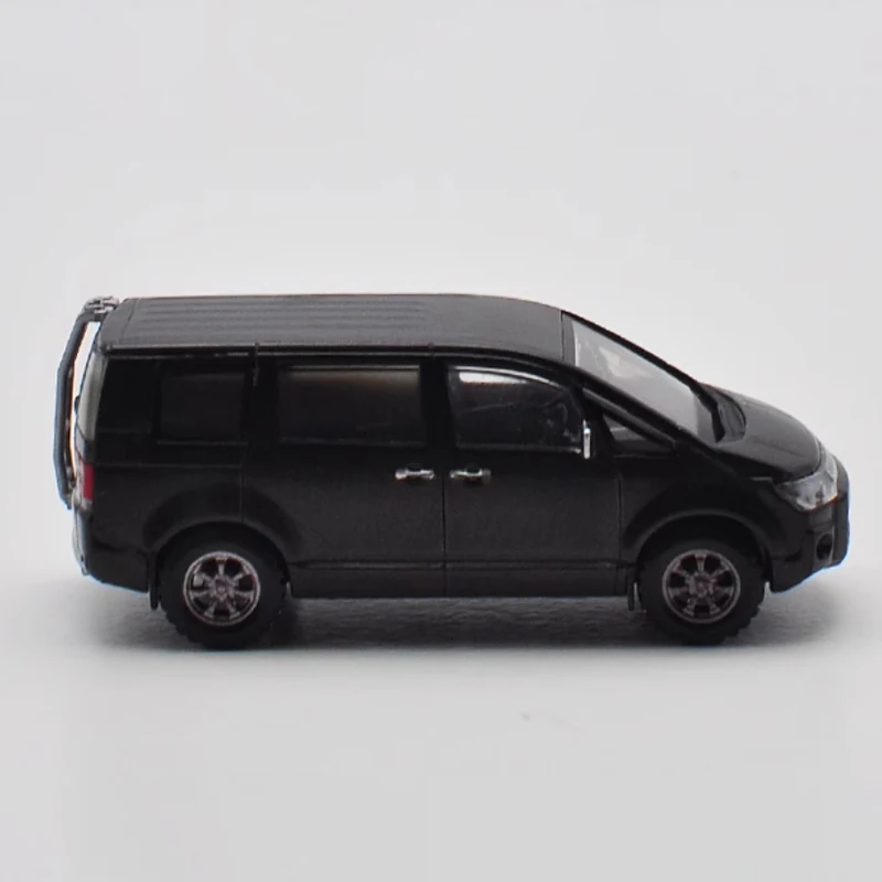 1:64 Scale Delica Business Van Model Car 4 1:64 Scale Delica Business Van Model Car - Image 4