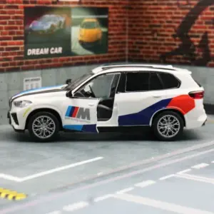 BMW X5 M Sport 1:43 Diecast Model Car 9 S2cd5694a2e974dc7be40408259b9da93N