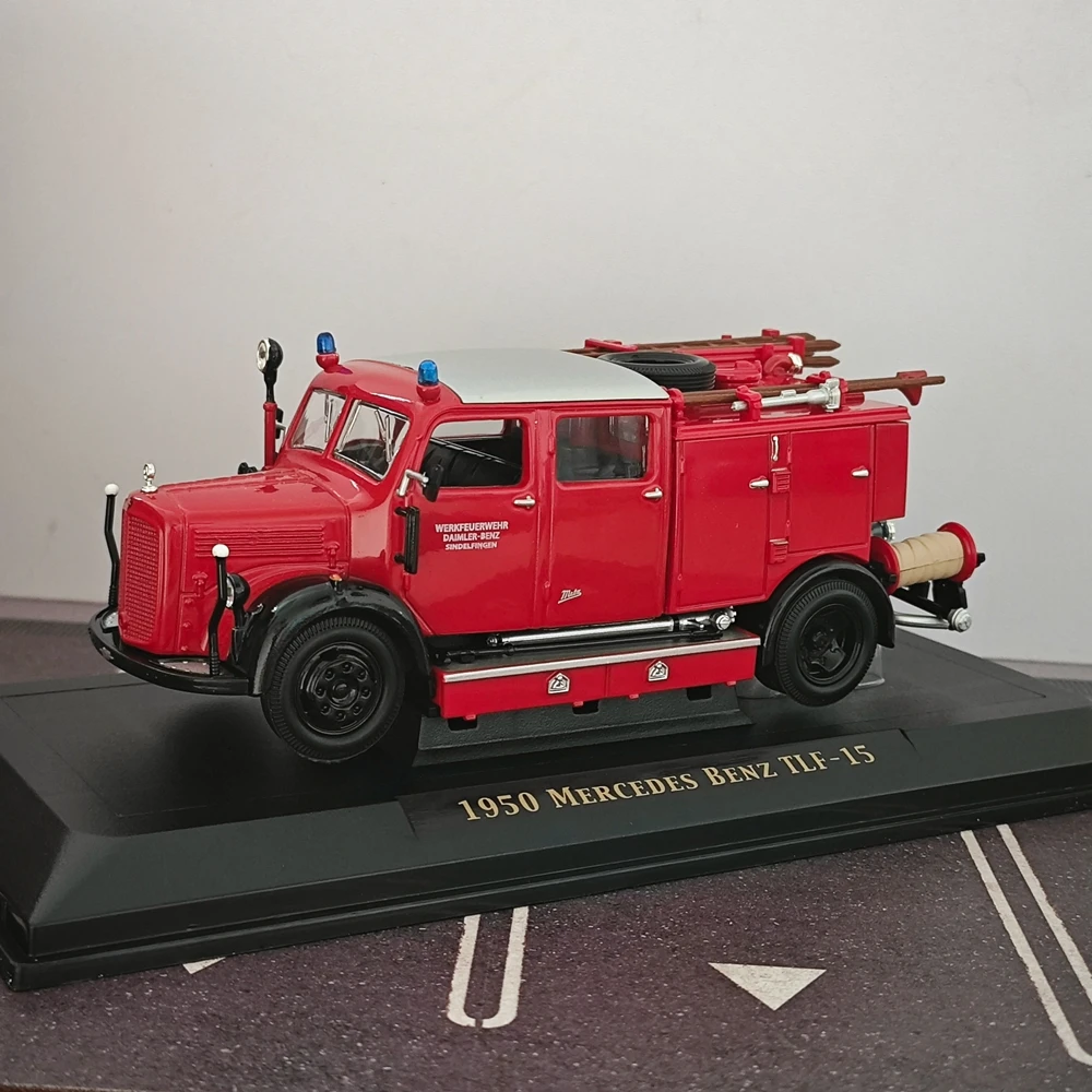 1950 Mercedes Benz Die-Cast Fire Truck Model 3 1950 Mercedes Benz Die-Cast Fire Truck Model - Image 3