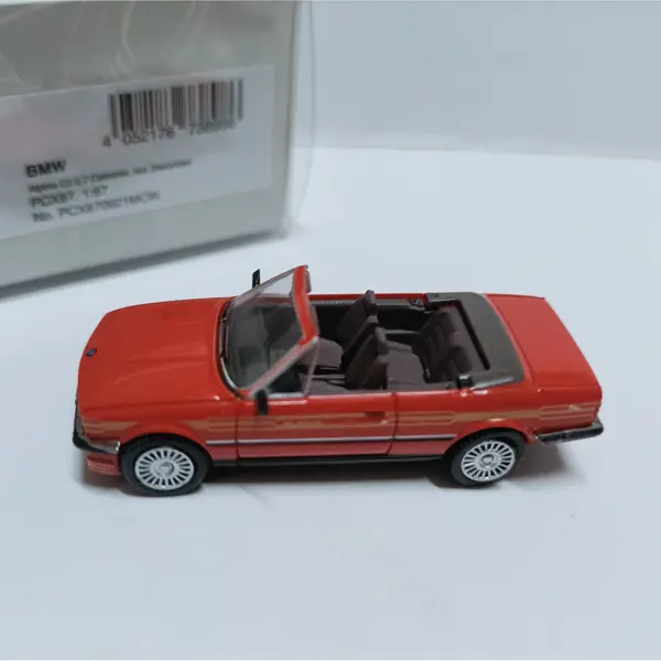 1:87 Scale Plastic BMW Alpine C2 Convertible Model - Image 2