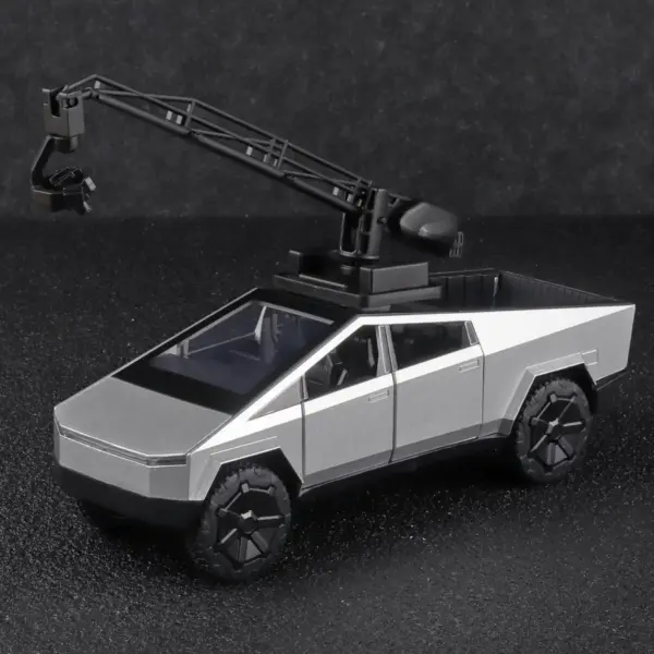 1:32 Tesla High Simulation Diecast Model Car - Image 2