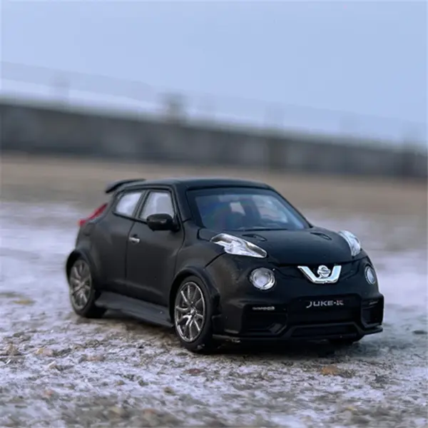 1/64 Scale Nissan JUKE R Alloy Model Car - Image 3