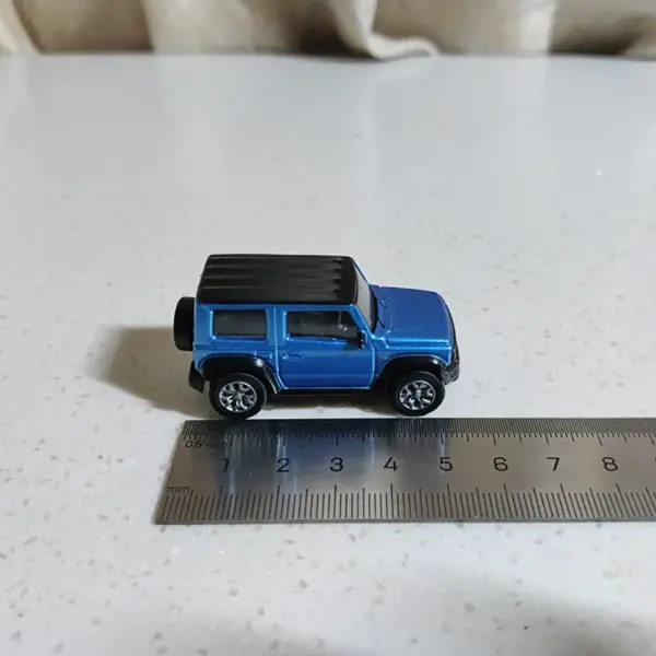 1:64 Diecast Suzuki Jimny Car Model - Image 3