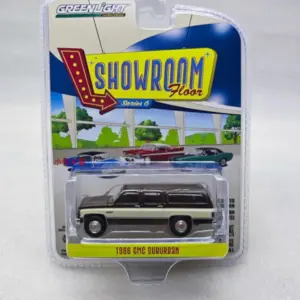 1:64 Diecast 1986 GMC Suburban Model 9 S2fb6ca6b3a6c4529929d9efca204ef664