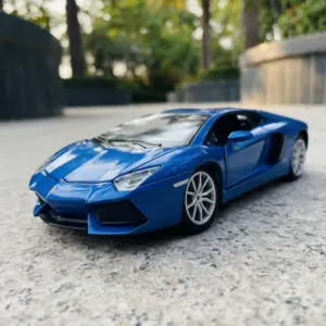 1:24 Scale BMW M4 DTM Alloy Car Model 54 S30ac1431c8d943fd81d4d931a23371c6q