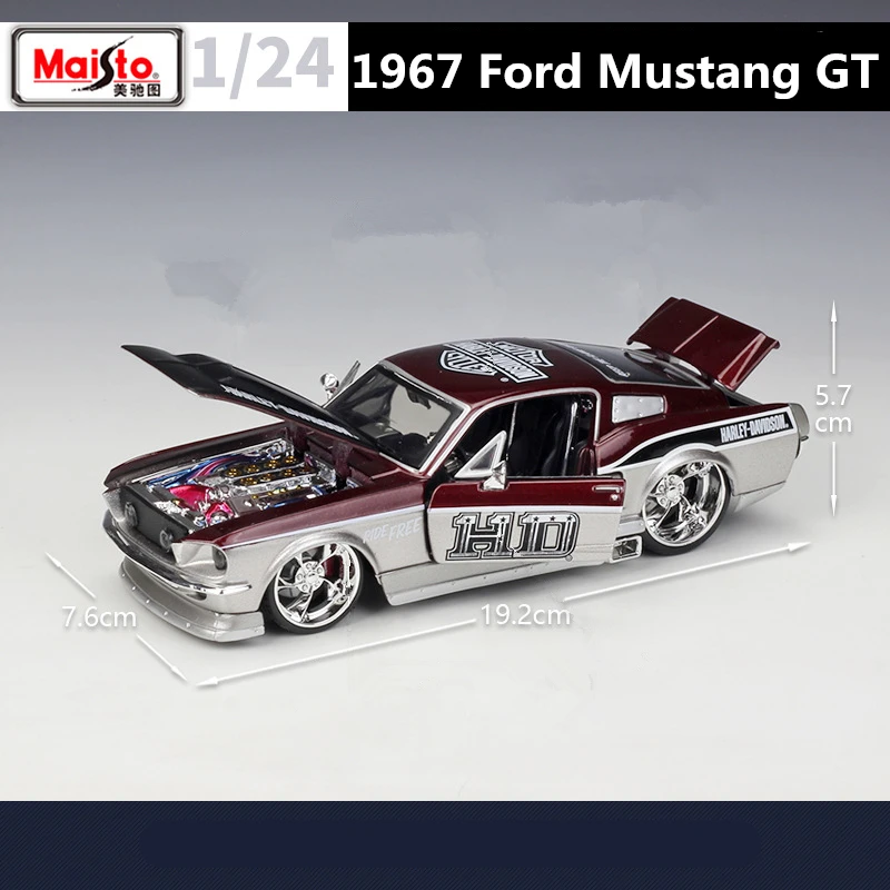 Maisto 1:24 1967 Ford Mustang GT Model Car 4 Maisto 1:24 1967 Ford Mustang GT Model Car - Image 4