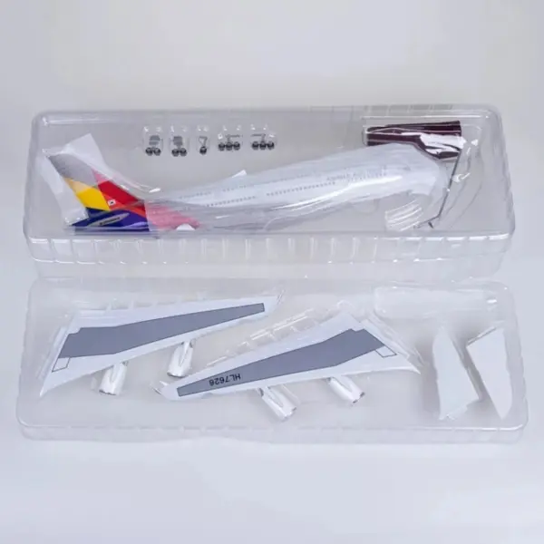 A380 Asiana Korean Airplane Model with LED Light - Image 6
