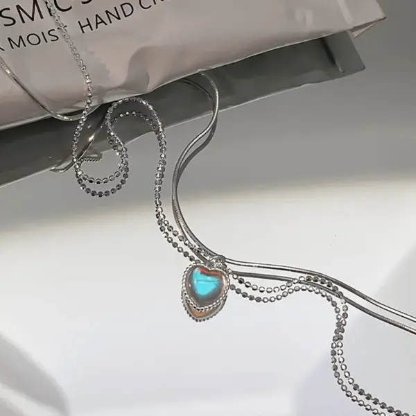 Kpop Heart Shaped Pendant Necklace - Image 3