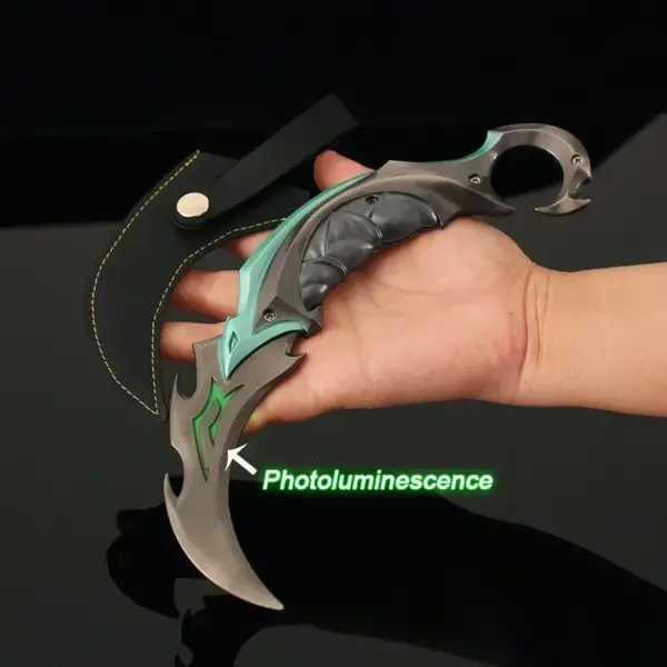 Valorant Luminous Reaver Karambit Replica 22cm - Image 7